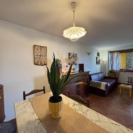 Perla Del Holiday home Colico